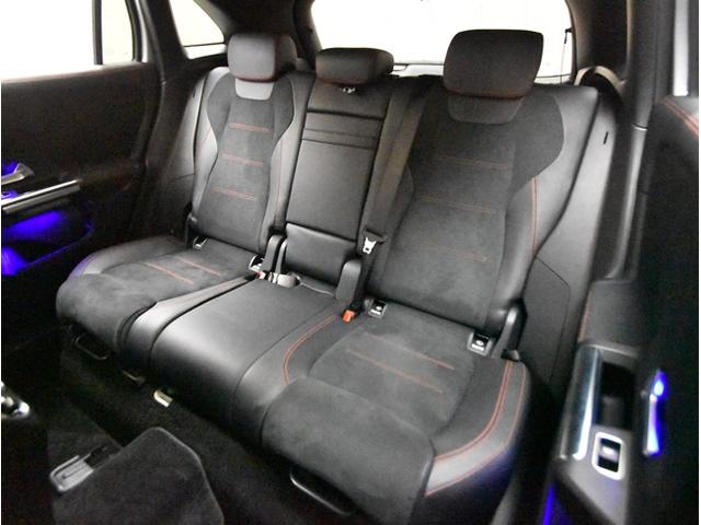 ＧＬＡクラス ＧＬＡ２００ｄ　４マチック　ＡＭＧライン　アンビエントライト　アダクティブクルーズコントロール　衝突軽減ブレーキ　ブラインドスポットモニター　シートヒーター　ハーフレザー　ＡＭＧホイール　ドライブレコーダー（11枚目）