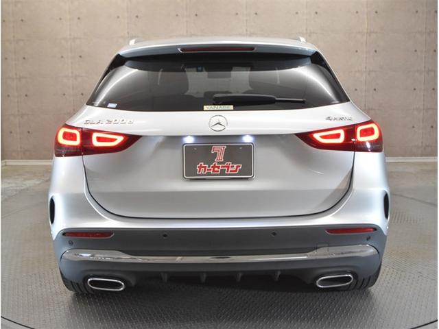 ＧＬＡクラス ＧＬＡ２００ｄ　４マチック　ＡＭＧライン　アンビエントライト　アダクティブクルーズコントロール　衝突軽減ブレーキ　ブラインドスポットモニター　シートヒーター　ハーフレザー　ＡＭＧホイール　ドライブレコーダー（17枚目）