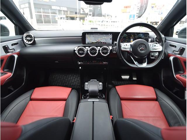 Ａクラス Ａ２００ｄ　ＡＭＧレザーエクスクルーシブパッケージ　サンルーフ　ワンオーナー　パワーシート　レザーシート　衝突軽減ブレーキ　アダクティブクルーズコントロール　ブラインドスポットモニター　アンビエントライト（7枚目）