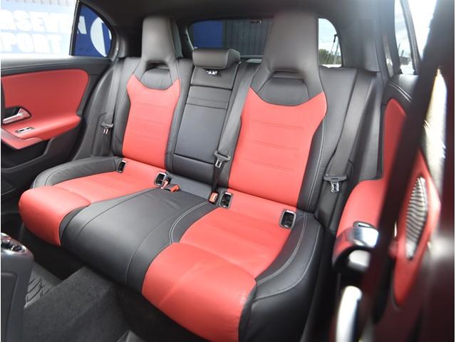 Ａクラス Ａ２００ｄ　ＡＭＧレザーエクスクルーシブパッケージ　サンルーフ　ワンオーナー　パワーシート　レザーシート　衝突軽減ブレーキ　アダクティブクルーズコントロール　ブラインドスポットモニター　アンビエントライト（10枚目）