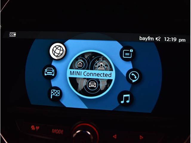 ＭＩＮＩ クラブマン　モルトン　エディション　当社買取ダイレクト販売車　黒本革シート　アダプティブクルーズコントール　衝突軽減ブレーキ　純正ナビ　バックカメラ　シートヒーター　スマートキー　ＬＥＤヘッドライト　純正１７インチアルミ　禁煙（32枚目）