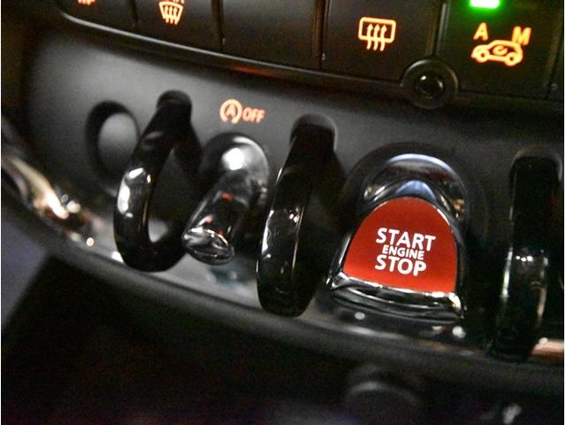ＭＩＮＩ クラブマン　モルトン　エディション　当社買取ダイレクト販売車　黒本革シート　アダプティブクルーズコントール　衝突軽減ブレーキ　純正ナビ　バックカメラ　シートヒーター　スマートキー　ＬＥＤヘッドライト　純正１７インチアルミ　禁煙（37枚目）