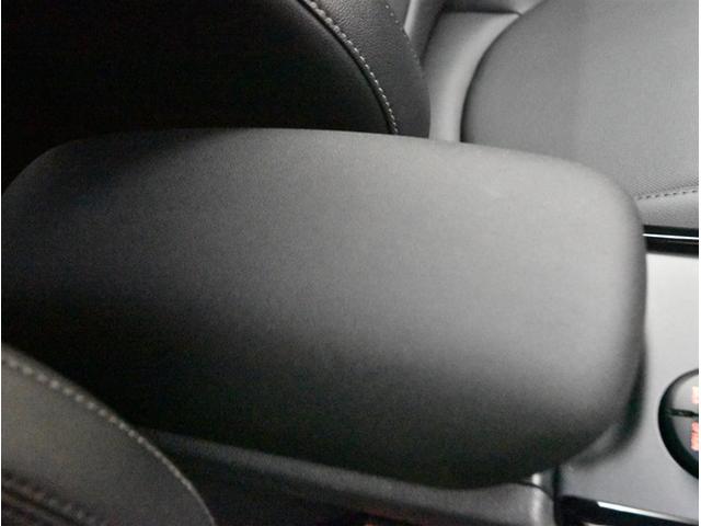 ＭＩＮＩ クラブマン　モルトン　エディション　当社買取ダイレクト販売車　黒本革シート　アダプティブクルーズコントール　衝突軽減ブレーキ　純正ナビ　バックカメラ　シートヒーター　スマートキー　ＬＥＤヘッドライト　純正１７インチアルミ　禁煙（42枚目）