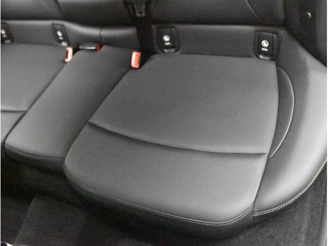 ＭＩＮＩ クラブマン　モルトン　エディション　当社買取ダイレクト販売車　黒本革シート　アダプティブクルーズコントール　衝突軽減ブレーキ　純正ナビ　バックカメラ　シートヒーター　スマートキー　ＬＥＤヘッドライト　純正１７インチアルミ　禁煙（51枚目）