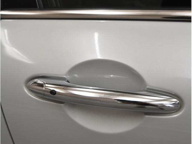 ＭＩＮＩ クラブマン　モルトン　エディション　当社買取ダイレクト販売車　黒本革シート　アダプティブクルーズコントール　衝突軽減ブレーキ　純正ナビ　バックカメラ　シートヒーター　スマートキー　ＬＥＤヘッドライト　純正１７インチアルミ　禁煙（56枚目）