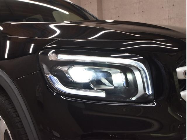 GLB GLB200d 4マチック 4WD 純正ナビ 全方位カメラ フルセグTV ETC2.0 衝突被害軽減ブレーキ ヘッドアップディスプレー 電動リアゲート 電動シート シートヒーター スマートキー ルーフレール LEDライト7人乗り(18枚目)