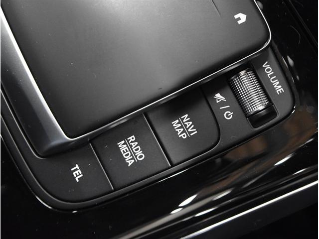 GLB GLB200d 4マチック 4WD 純正ナビ 全方位カメラ フルセグTV ETC2.0 衝突被害軽減ブレーキ ヘッドアップディスプレー 電動リアゲート 電動シート シートヒーター スマートキー ルーフレール LEDライト7人乗り(36枚目)