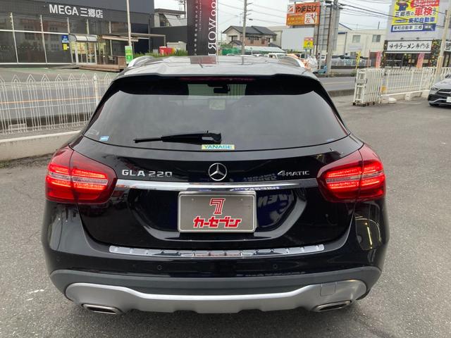 GLAクラス GLA250 4マチック 4WD レーダーセーフティパッケージ 純正ナビ バックカメラ 本革シート シートヒーター 電動リアゲート LEDヘッドライト スマートキー 純正18インチアルミホイール 衝突被害軽減ブレーキ(23枚目)