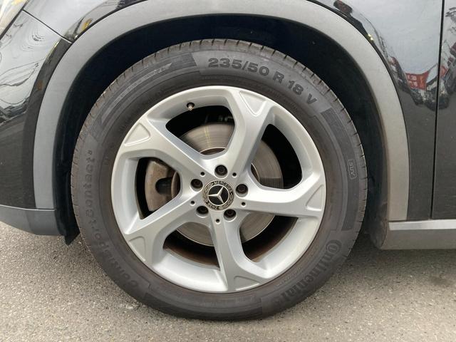 GLAクラス GLA250 4マチック 4WD レーダーセーフティパッケージ 純正ナビ バックカメラ 本革シート シートヒーター 電動リアゲート LEDヘッドライト スマートキー 純正18インチアルミホイール 衝突被害軽減ブレーキ(26枚目)