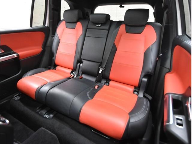 GLB GLB200d 4マチック AMGラインパッケージ アドバンスドPKG レザーシート 20インチアルミ レーダーセーフティPKG 純正ナビ10.25インチコックピットディスプレイ Burmesterサラウンドサウンドシステム LEDライト電動リアゲート(9枚目)