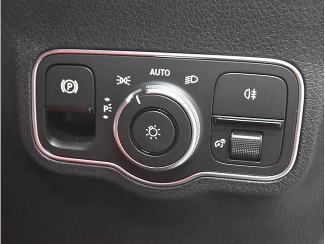 GLB GLB200d 4マチック AMGラインパッケージ アドバンスドPKG レザーシート 20インチアルミ レーダーセーフティPKG 純正ナビ10.25インチコックピットディスプレイ Burmesterサラウンドサウンドシステム LEDライト電動リアゲート(58枚目)