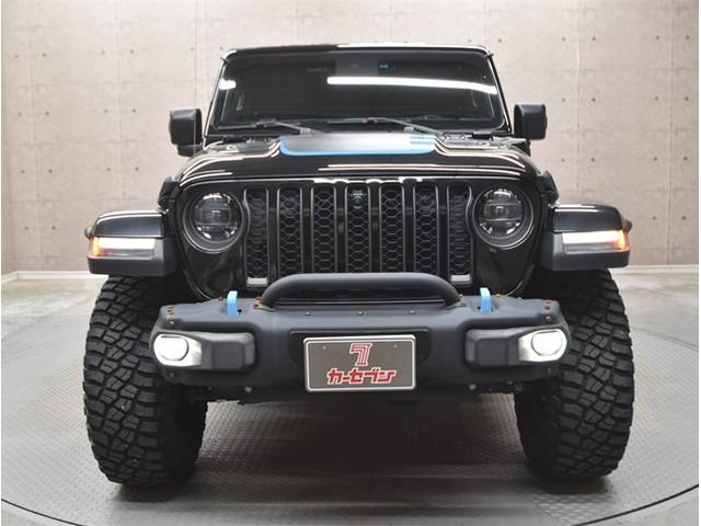 ジープ・ラングラーアンリミテッド４ｘｅ ルビコン４ｘｅ　４ＷＤ　プラグインハイブリット　純正ナビ　フルセグＴＶ　フロント＆バックカメラ　本革シート　シートヒーター　スマートキー　クルーズコントロール　　ＬＥＤヘッドライト（9枚目）