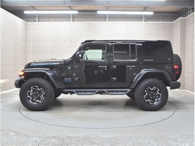ジープ・ラングラーアンリミテッド４ｘｅ ルビコン４ｘｅ　４ＷＤ　プラグインハイブリット　純正ナビ　フルセグＴＶ　フロント＆バックカメラ　本革シート　シートヒーター　スマートキー　クルーズコントロール　　ＬＥＤヘッドライト（12枚目）