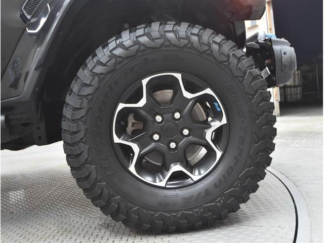 ジープ・ラングラーアンリミテッド４ｘｅ ルビコン４ｘｅ　４ＷＤ　プラグインハイブリット　純正ナビ　フルセグＴＶ　フロント＆バックカメラ　本革シート　シートヒーター　スマートキー　クルーズコントロール　　ＬＥＤヘッドライト（22枚目）