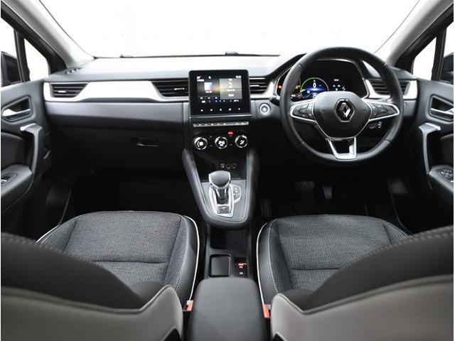 キャプチャー Ｅ－テックハイブリッド　ディスプレイオーディオ　ミラーリング　全方位カメラ　スマートキー　クルーズコントロール　ＥＴＣ　シートヒーター　ドライブレコーダー　純正１８インチアルミ（5枚目）