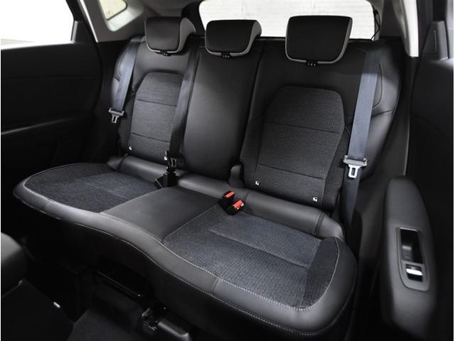 キャプチャー Ｅ－テックハイブリッド　ディスプレイオーディオ　ミラーリング　全方位カメラ　スマートキー　クルーズコントロール　ＥＴＣ　シートヒーター　ドライブレコーダー　純正１８インチアルミ（8枚目）