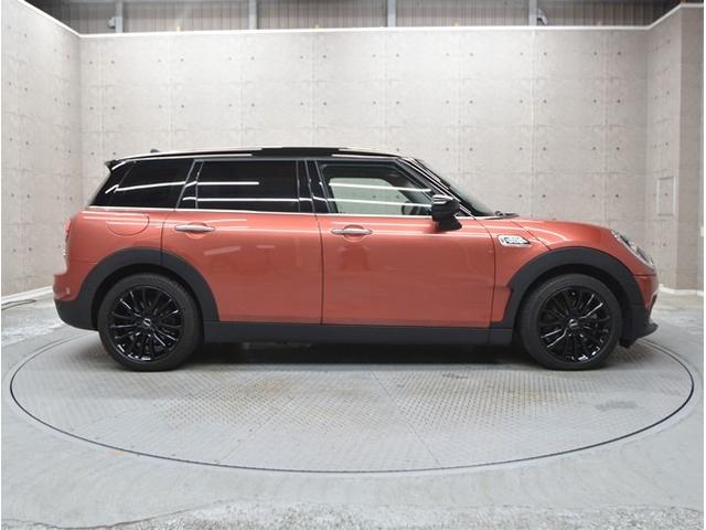 MINI クーパーD クラブマン 純正ナビ バックカメラ インテリジェントセーフティ スマートキー パワーシート LEDヘッドライト シートヒーター ミラー一体型ETC ドライブレコーダー 1オーナー車(11枚目)