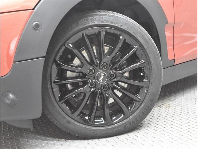 MINI クーパーD クラブマン 純正ナビ バックカメラ インテリジェントセーフティ スマートキー パワーシート LEDヘッドライト シートヒーター ミラー一体型ETC ドライブレコーダー 1オーナー車(19枚目)