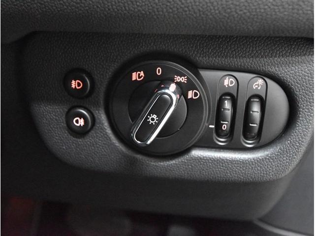MINI クーパーD クラブマン 純正ナビ バックカメラ インテリジェントセーフティ スマートキー パワーシート LEDヘッドライト シートヒーター ミラー一体型ETC ドライブレコーダー 1オーナー車(49枚目)