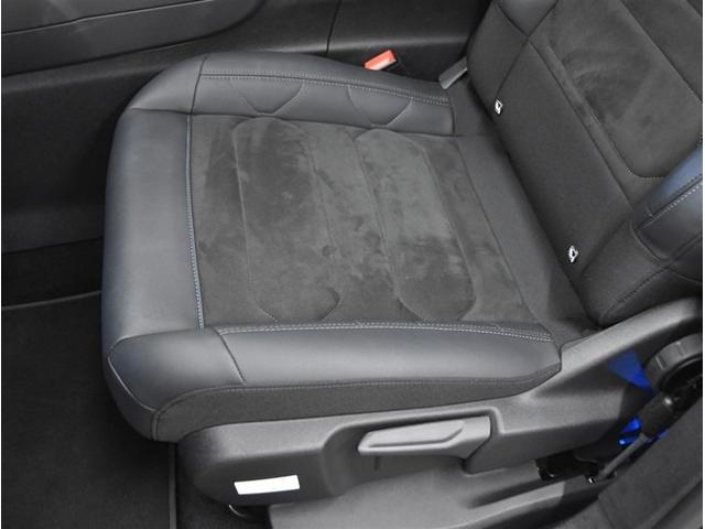 Ｃ５エアクロス シャイン　後期型　ミラーリング対応ディスプレイオーディオ　スマートキー　電動リアゲート　パワーシート　ドライブレコーダー　Ｂｌｕｅｔｏｏｔｈオーディオ　ブラインドスポットモニター　アイドリングストップ　ＥＴＣ（60枚目）