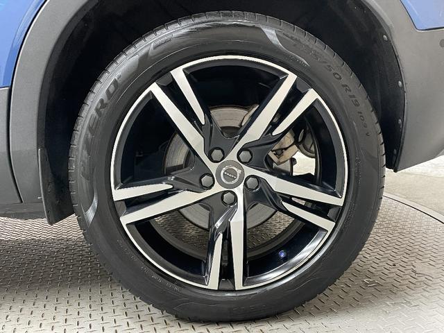 ＸＣ４０ Ｔ５　ＡＷＤ　Ｒデザイン　インテリセーフ　純正ＨＤＤナビ　全方位カメラ　ハーマンカードンオーディオ　パノラマガラスサンルーフ　パワーバックドア　電動シート　シートヒーター　スマートキー　クルーズコントロール（19枚目）
