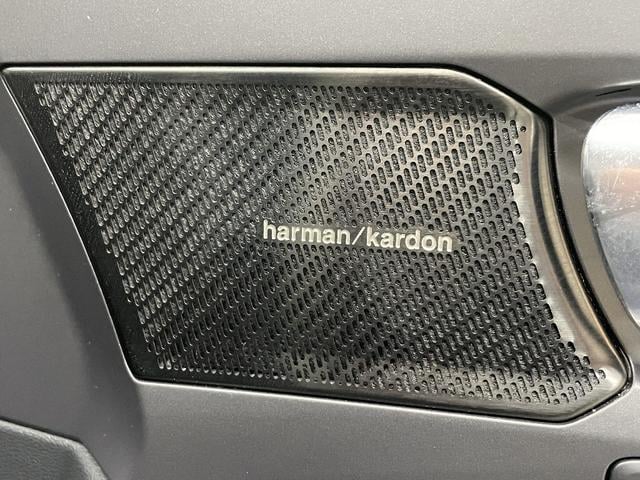 ＸＣ４０ Ｔ５　ＡＷＤ　Ｒデザイン　インテリセーフ　純正ＨＤＤナビ　全方位カメラ　ハーマンカードンオーディオ　パノラマガラスサンルーフ　パワーバックドア　電動シート　シートヒーター　スマートキー　クルーズコントロール（42枚目）