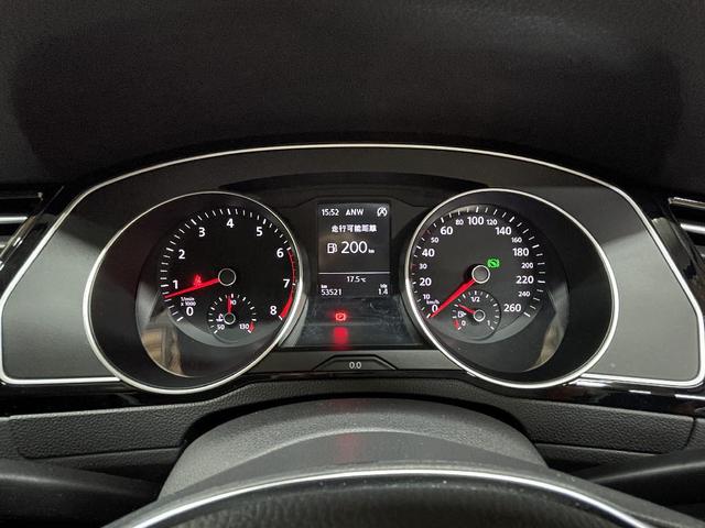 第三者機関２社がクルマの査定を行います。日本自動車鑑定協会と査定基準の厳しいＡＩＳの２社。第三者の立場からクルマを細かくチェック！