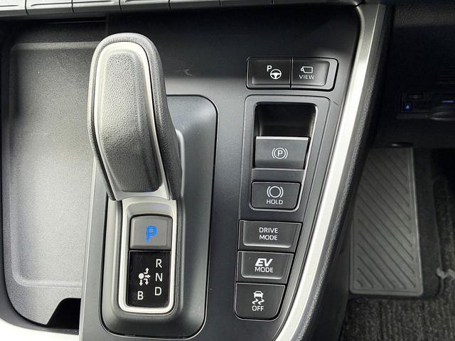 ノア ハイブリッドＳ－Ｚ　ＴＳＳ　ナビ　パノラミックビューモニター　パーキングアシスト　ＢＳＭ　快適利便パッケージＨｉｇｈ　ユニバーサルステップ　ＡＣ１００Ｖ／１５００Ｗ　フルセグ　ＨＤＭＩ　ＥＴＣ２．０（17枚目）