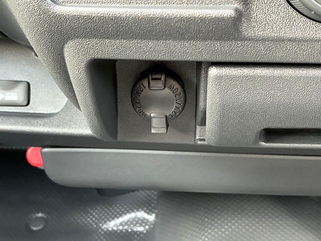 ハイエースバン ロングDX GLパッケージ TSS オーディオレス パノラミックビュー対応ナビレディパッケージ デジタルインナーミラー AC100V/100W LED キーレス(15枚目)