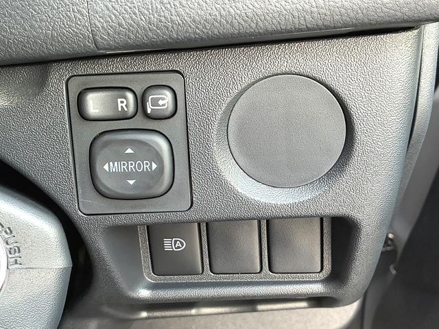 ハイエースバン ロングDX GLパッケージ TSS オーディオレス パノラミックビュー対応ナビレディパッケージ デジタルインナーミラー AC100V/100W LED キーレス(20枚目)