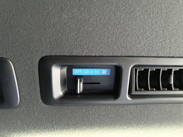 ハイエースバン スーパーGL ダークプライムII パノラミックビューM T-コネクトナビ トヨタセーフティセンス ETC2.0 純正アルミ 合皮コンビシート デジタルインナーミラー LEDライト(24枚目)