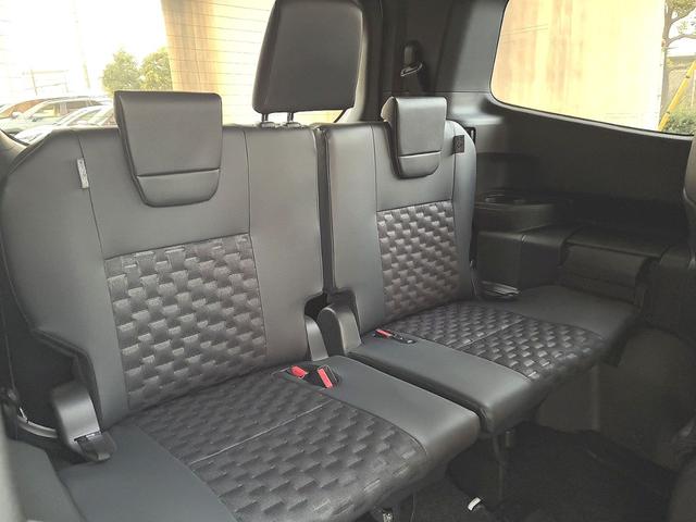 ヴォクシー Ｓ－Ｚ　雹害　ＴＳＳ　ナビ　Ｂカメラ　快適利便パッケージＨｉｇｈ　ドライビングサポートパッケージ　ＢＳＭ　ＨＵＤ　デジタルインナーミラー　シートヒーター　ステアリングヒーター　後席オットマン　ＥＴＣ２．０（15枚目）