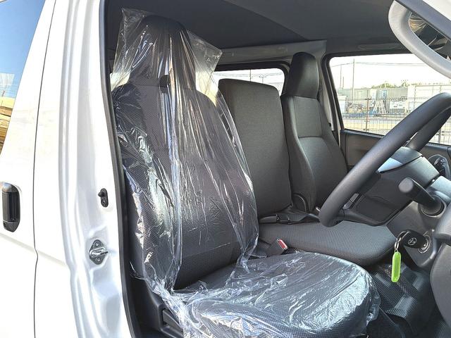 ハイエースバン ロングDX 雹害 トヨタセーフティセンス 両側スライドイージークローザー LEDHランプ リアサイドガラス固定式 バックモニター AC100V/100W AM/FMラジオ(12枚目)