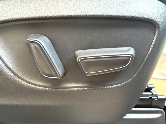 アルファード Ｚ　ムーンルーフ　両側パワースライドドア　ディスプレイオーディオｐｌｕｓ　Ｔコネクトナビ　パノラミックビューモニター　レーダークルーズ　ＥＴＣ２．０　合皮シート　シートエアコン　ＬＥＤ　ナノイーＸ（15枚目）