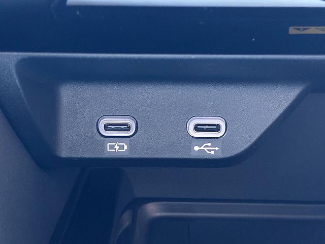 アルファード Ｚ　ムーンルーフ　両側パワースライドドア　ディスプレイオーディオｐｌｕｓ　Ｔコネクトナビ　パノラミックビューモニター　レーダークルーズ　ＥＴＣ２．０　合皮シート　シートエアコン　ＬＥＤ　ナノイーＸ（21枚目）