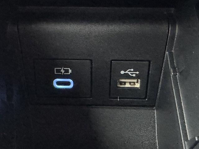 ノア ハイブリッドS-Z 雹害 トヨタチームメイトアドバンストパーク+寒冷地仕様 10.5インチディスプレイオーディオPlus ドライビングサポート ETC2.0 ユニバーサルステップ 両側Pスライド パノラミックビュー(22枚目)