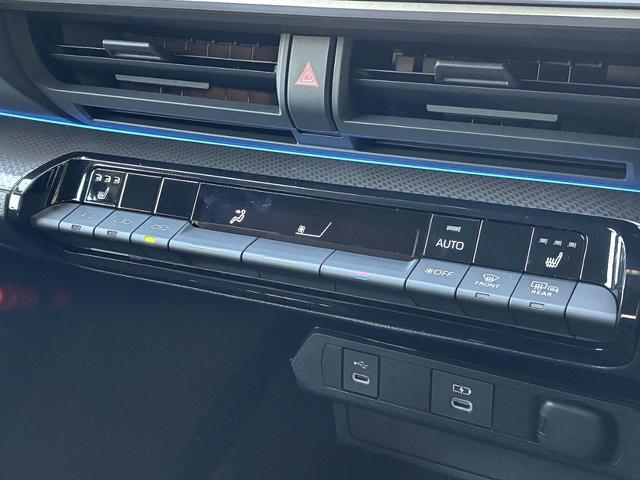 プリウス Ｇ　雹害　ＴＳＳ　ディスプレイオーディオ　Ｂカメラ　シートヒーター　ＡＣ１００Ｖ／１５００Ｗ　フルセグ　アルミホイールレス　ＥＴＣ２．０（14枚目）