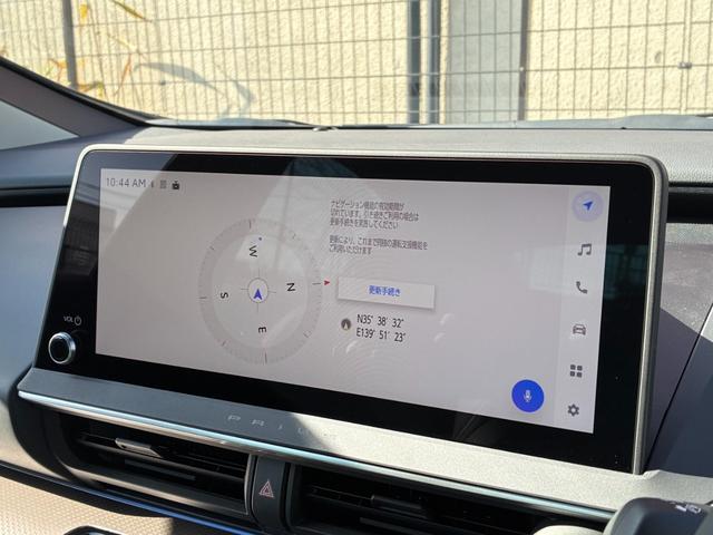 プリウス Ｚ　雹害　ＴＳＳ　ディスプレイオーディオ　パノラミックビューモニター　ＢＳＭ　ドラレコ機能付きデジタルインナーミラー　イルミネーション通知システム　シートＡ／Ｃ　ＡＣ１００Ｖ／１５００Ｗ　ＥＴＣ２．０（3枚目）