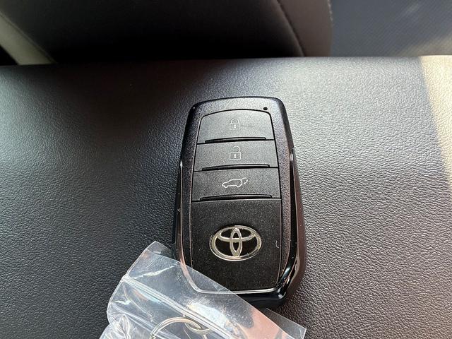 プリウス Ｚ　雹害　ＴＳＳ　ディスプレイオーディオ　パノラミックビューモニター　ＢＳＭ　ドラレコ機能付きデジタルインナーミラー　イルミネーション通知システム　シートＡ／Ｃ　ＡＣ１００Ｖ／１５００Ｗ　ＥＴＣ２．０（25枚目）