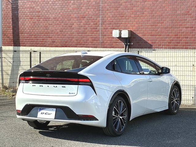 プリウス Ｚ　雹害　ＴＳＳ　ディスプレイオーディオ　パノラミックビューモニター　ＢＳＭ　ドラレコ機能付きデジタルインナーミラー　イルミネーション通知システム　シートＡ／Ｃ　ＡＣ１００Ｖ／１５００Ｗ　ＥＴＣ２．０（32枚目）