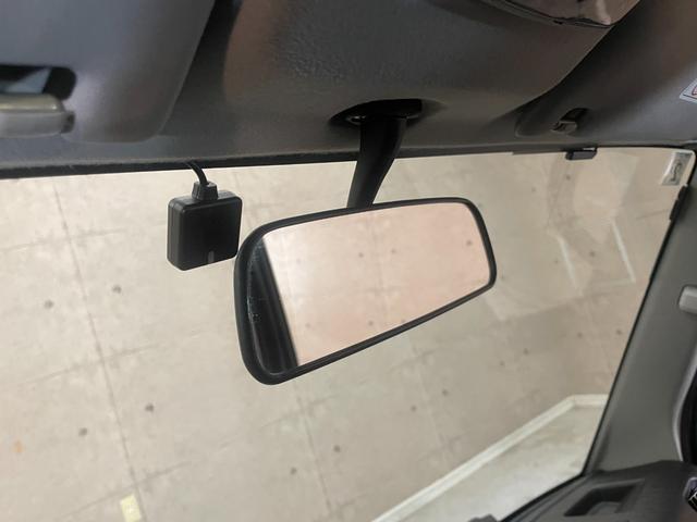 ミニキャブバン ブラボー　４ＷＤ　社外メモリーナビ　Ｂｌｕｅｔｏｏｔｈ接続　ＣＤ・ＤＶＤ再生　地デジ　キーレスエントリー　ＥＴＣ　前席パワーウィンドウ　助手席エアバック（12枚目）