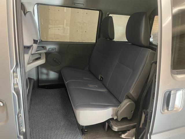 ミニキャブバン ブラボー　４ＷＤ　社外メモリーナビ　Ｂｌｕｅｔｏｏｔｈ接続　ＣＤ・ＤＶＤ再生　地デジ　キーレスエントリー　ＥＴＣ　前席パワーウィンドウ　助手席エアバック（13枚目）