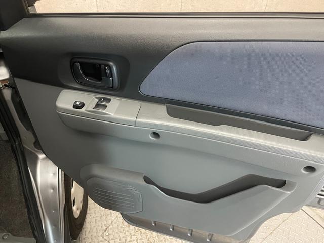 ミニキャブバン ブラボー　４ＷＤ　社外メモリーナビ　Ｂｌｕｅｔｏｏｔｈ接続　ＣＤ・ＤＶＤ再生　地デジ　キーレスエントリー　ＥＴＣ　前席パワーウィンドウ　助手席エアバック（16枚目）