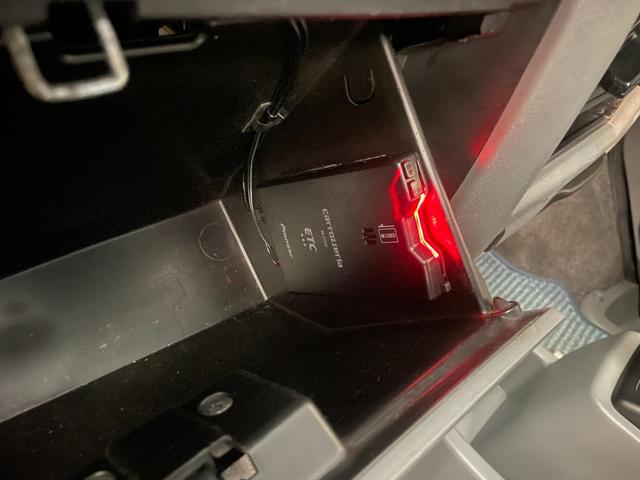 ミニキャブバン ブラボー　４ＷＤ　社外メモリーナビ　Ｂｌｕｅｔｏｏｔｈ接続　ＣＤ・ＤＶＤ再生　地デジ　キーレスエントリー　ＥＴＣ　前席パワーウィンドウ　助手席エアバック（26枚目）