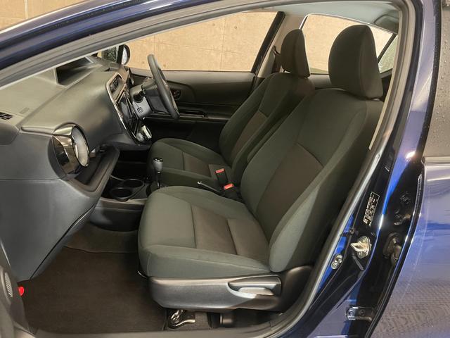 アクア Sスタイルブラック 後期型 ワンオーナー 純正SDナビ ドライブレコーダー フルセグテレビ バックカメラ Bluetooth接続 ビルトインETC 自動衝突被害軽減ブレーキ レーンアシスト LEDヘッドライト(10枚目)