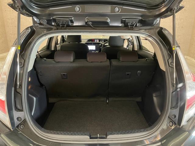 アクア G 後期型 社外メモリーナビ Bluetooth接続 バックカメラ CD・DVD再生 ビルトインETC クルーズコントロール 自動衝突被害軽減ブレーキ レーンアシスト スマートキー プッシュスタート(10枚目)