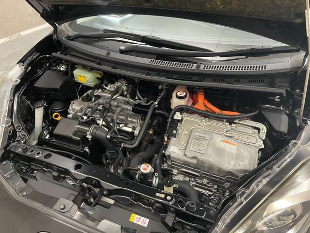 アクア G 後期型 社外メモリーナビ Bluetooth接続 バックカメラ CD・DVD再生 ビルトインETC クルーズコントロール 自動衝突被害軽減ブレーキ レーンアシスト スマートキー プッシュスタート(13枚目)