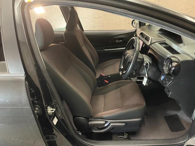 アクア G 後期型 社外メモリーナビ Bluetooth接続 バックカメラ CD・DVD再生 ビルトインETC クルーズコントロール 自動衝突被害軽減ブレーキ レーンアシスト スマートキー プッシュスタート(39枚目)