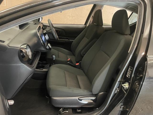 アクア Sスタイルブラック 後期型 ドライブレコーダー 純正SDナビ Bluetooth接続 フルセグテレビ バックカメラ 自動衝突被害軽減ブレーキ レーンアシスト スマートキー プッシュスタート ビルトインETC2.0(35枚目)