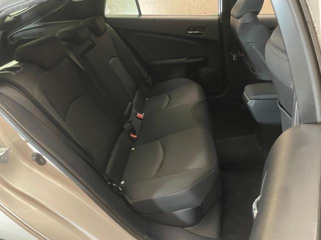 プリウス S 後期型 社外メモリーナビ Bluetooth接続 バックカメラ ビルトインETC 自動衝突被害軽減ブレーキ レーンアシスト アダプティブクルーズ LEDヘッドライト スマートキー プッシュスタート(12枚目)